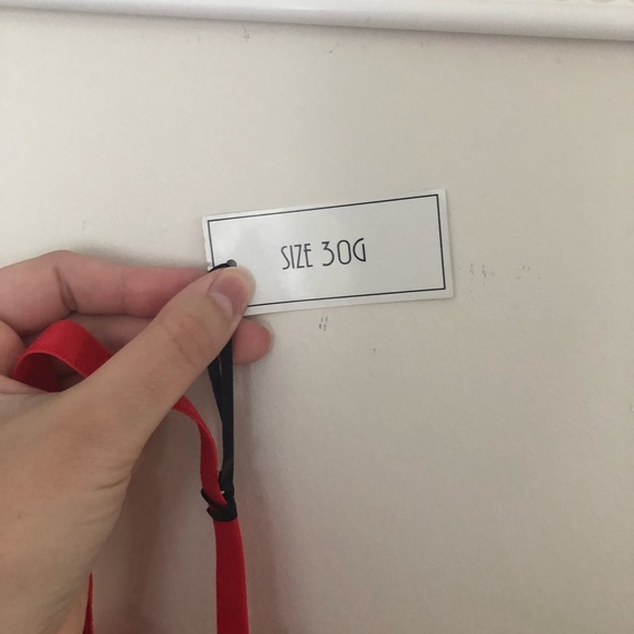 Unlined Red Lacey Bra (30G) - Picture 3 of 4